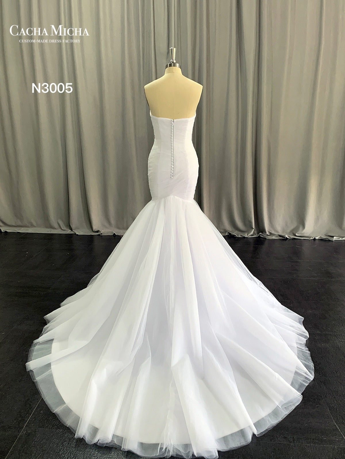 Classic Pleated Tulle Mermaid Wedding Dress N3005