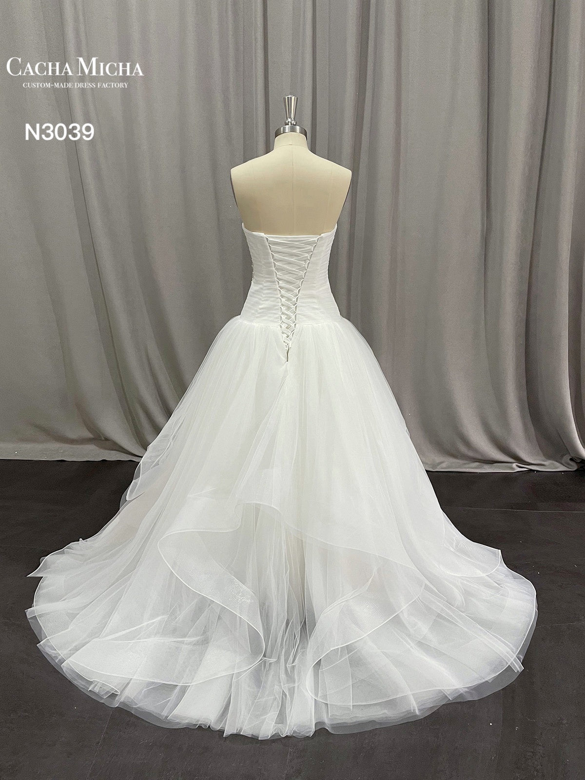 Classic Ruched Drop Waist Layered Skirt Wedding Dress N3039