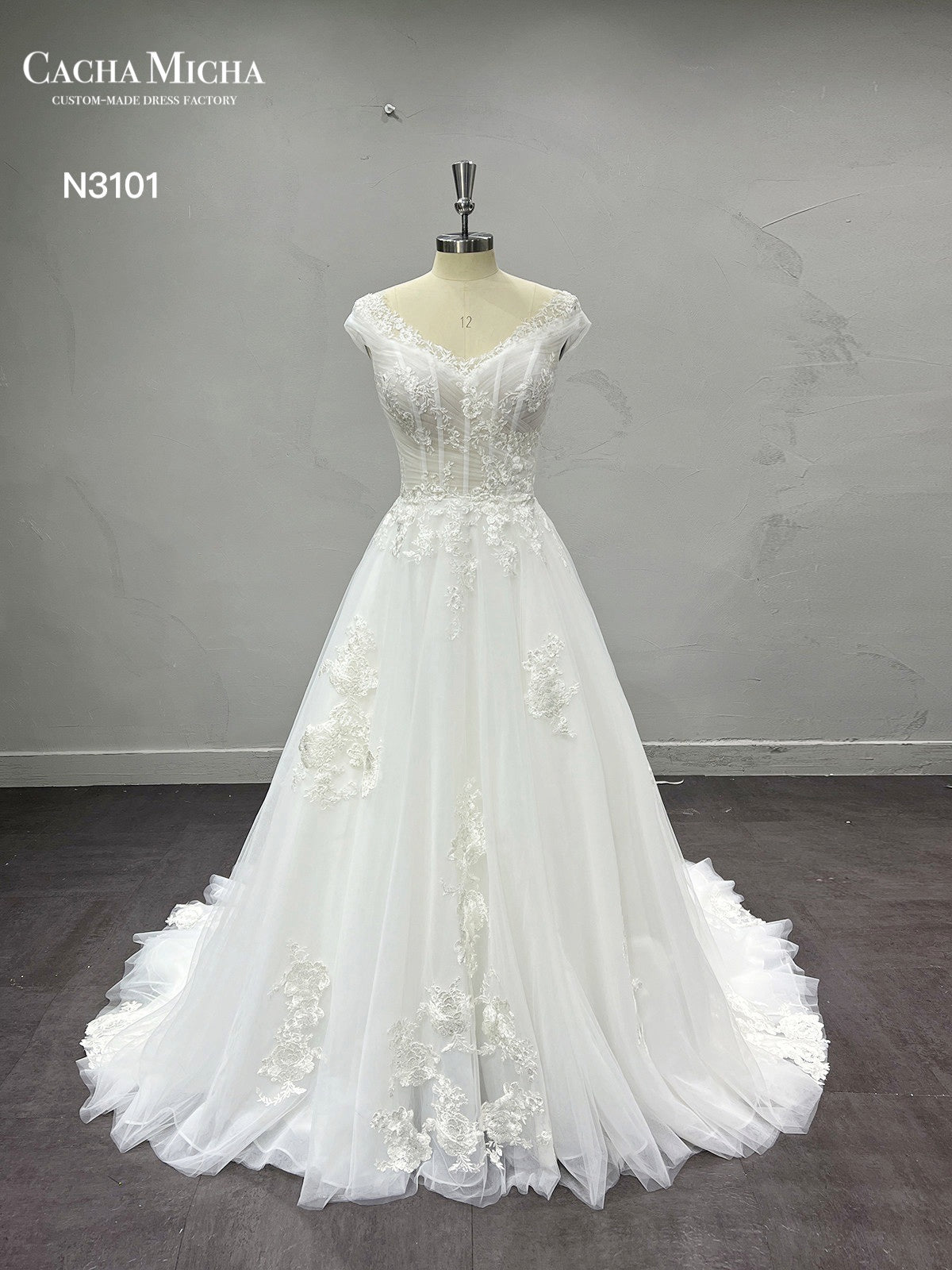 Classic Cap Sleeves Lace A Line Wedding Dress N3101