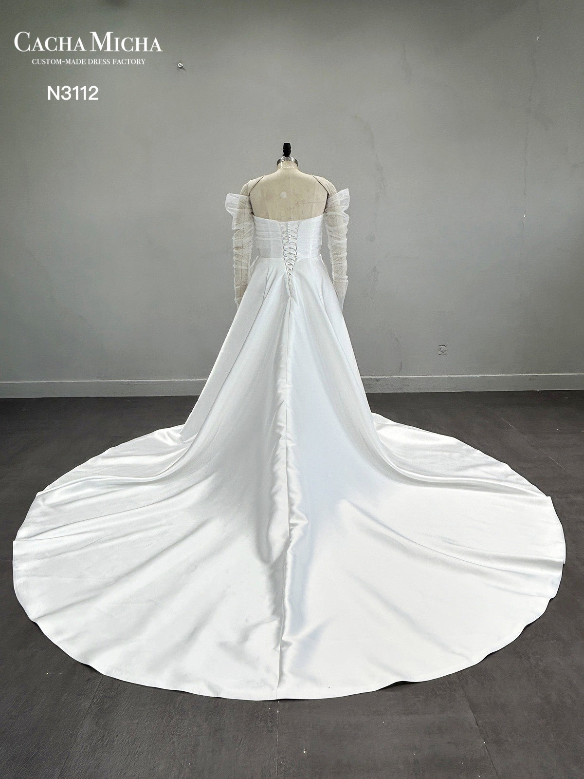 Scoop Neckline Mikado Satin Wedding Dress N3112