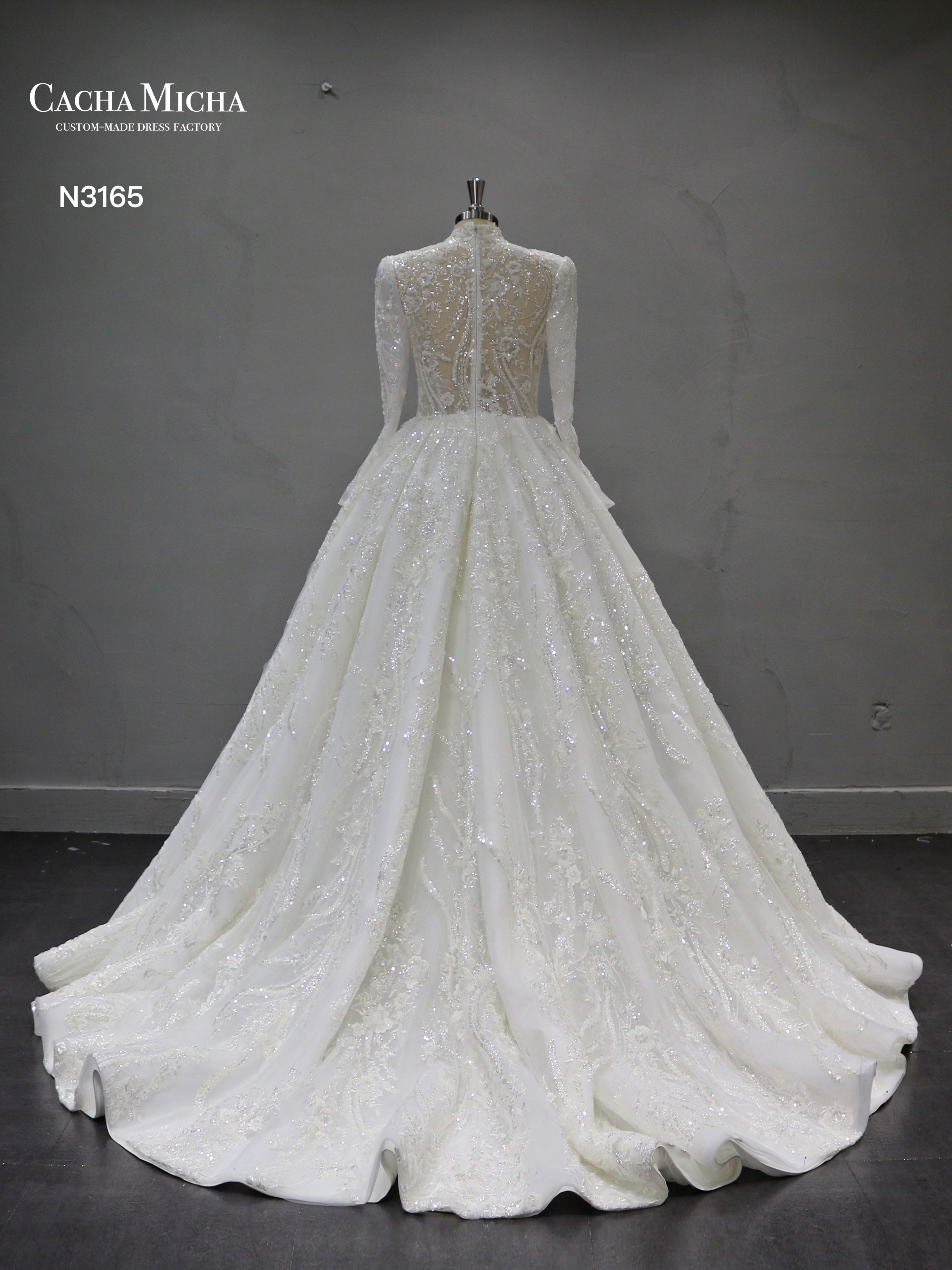 Stunning Luxury Beaded Lace Ball Gown Wedding Dress N3165