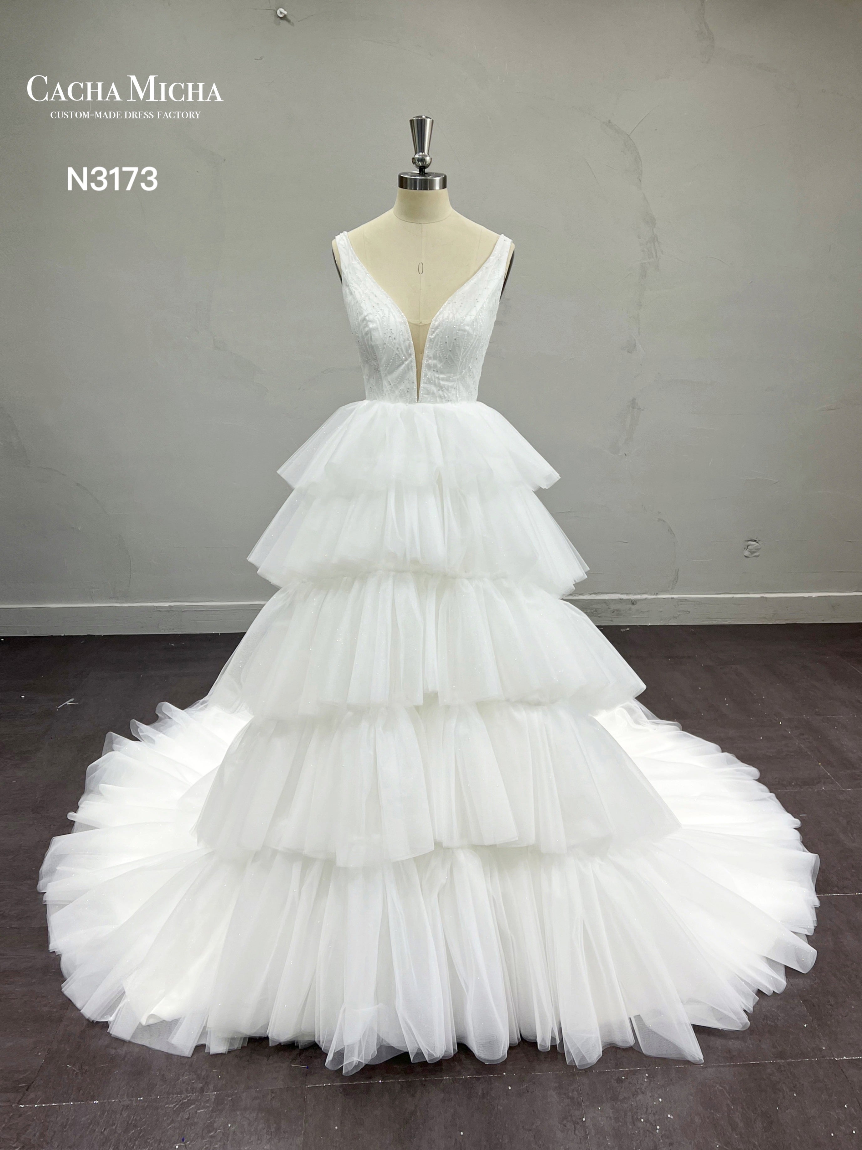 Beautiful Layered Cake Skirt Wedding Dress N3173