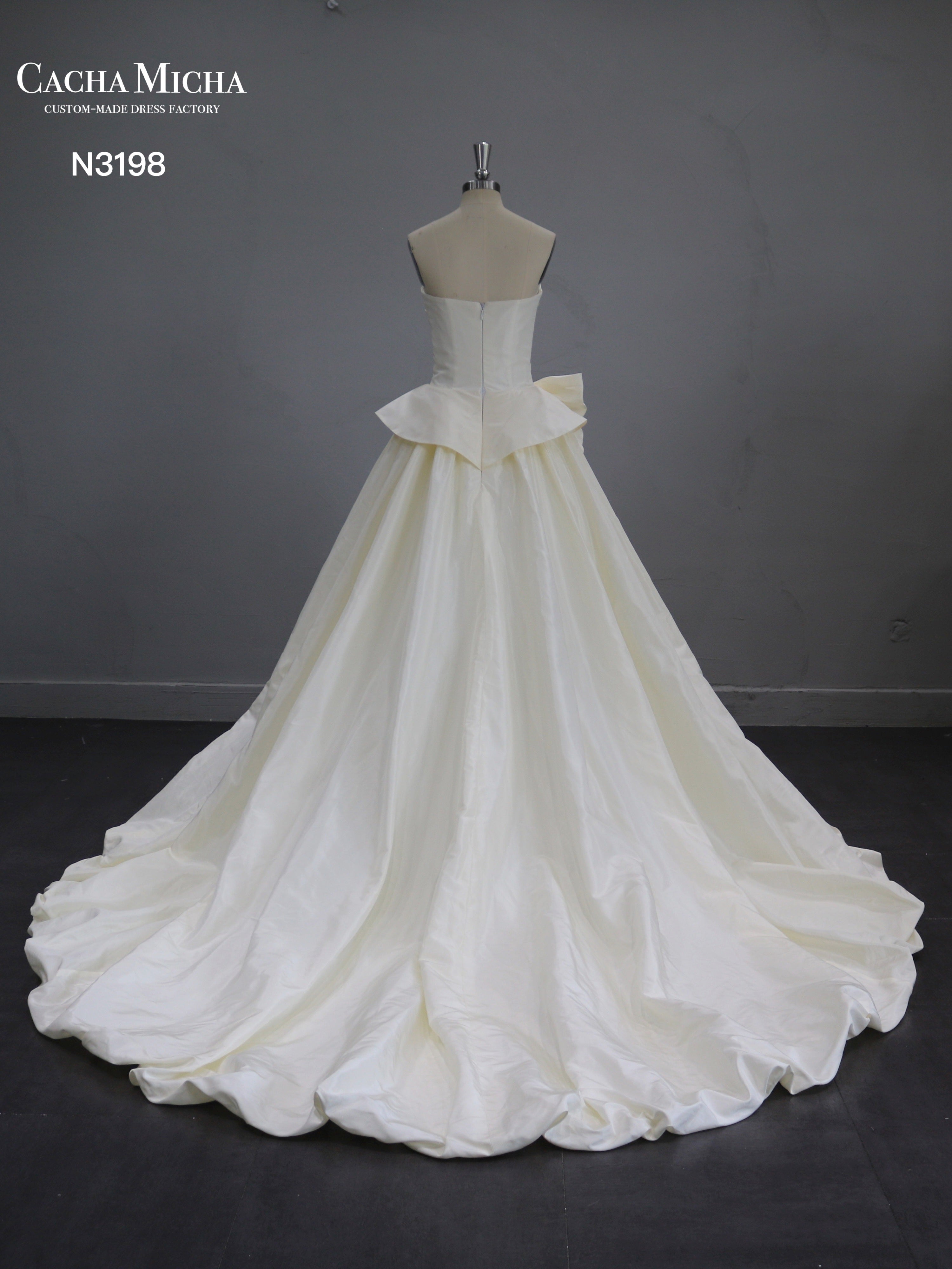 Classic Ruched Bodice Champagne Taffeta Wedding Dress N3198