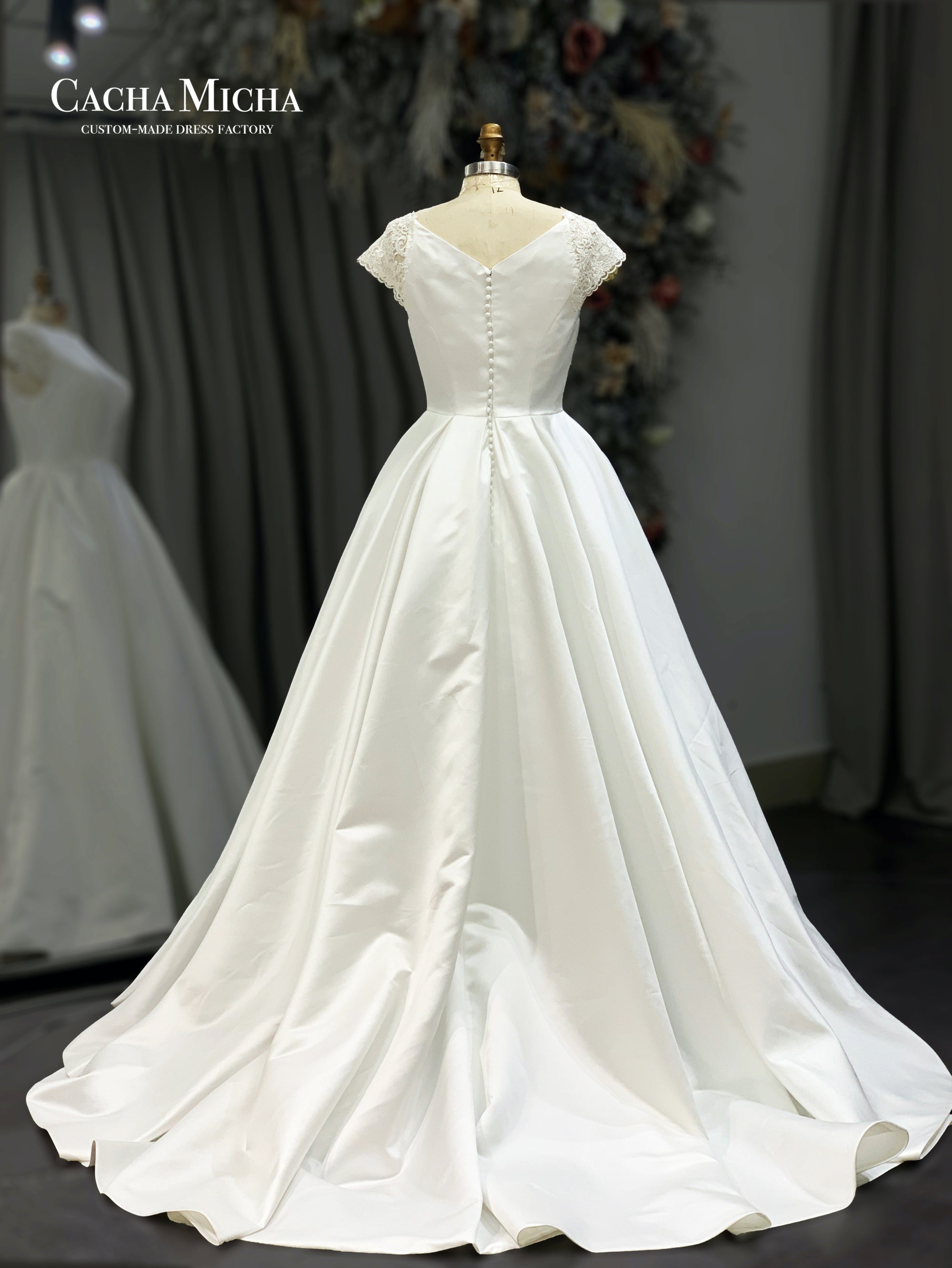 elegant cap sleeves satin wedding dress 21128