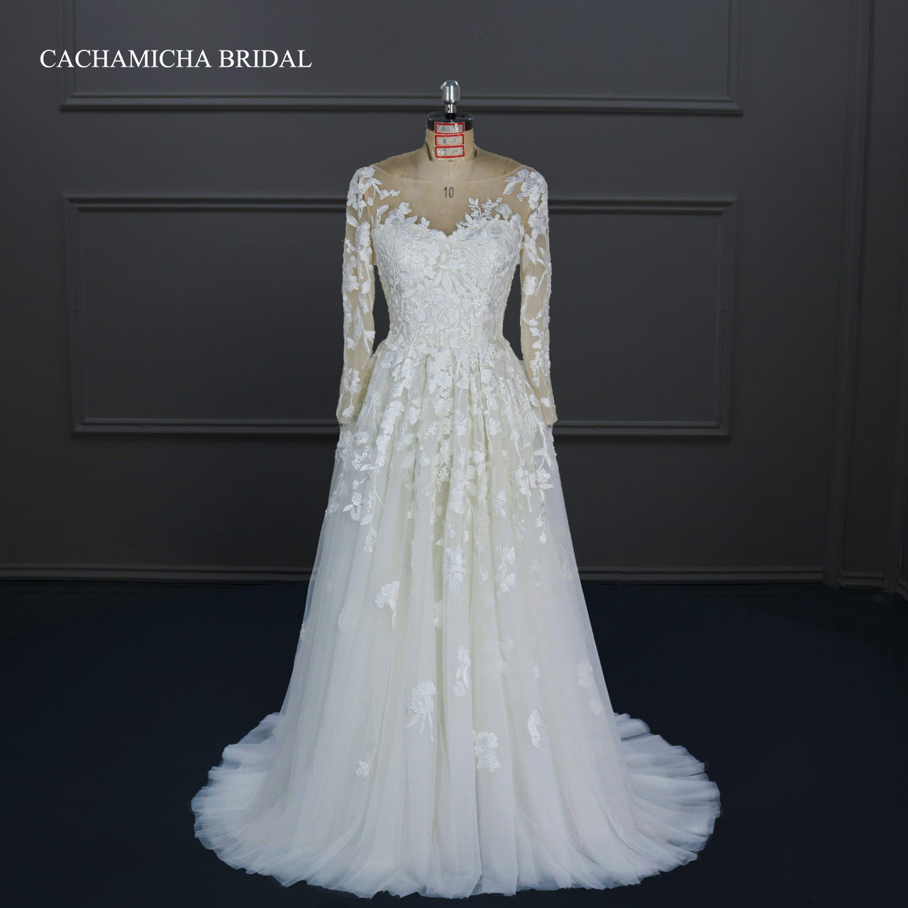 Classic Lace Appliqued Long Sleeves Bridal Gown J141