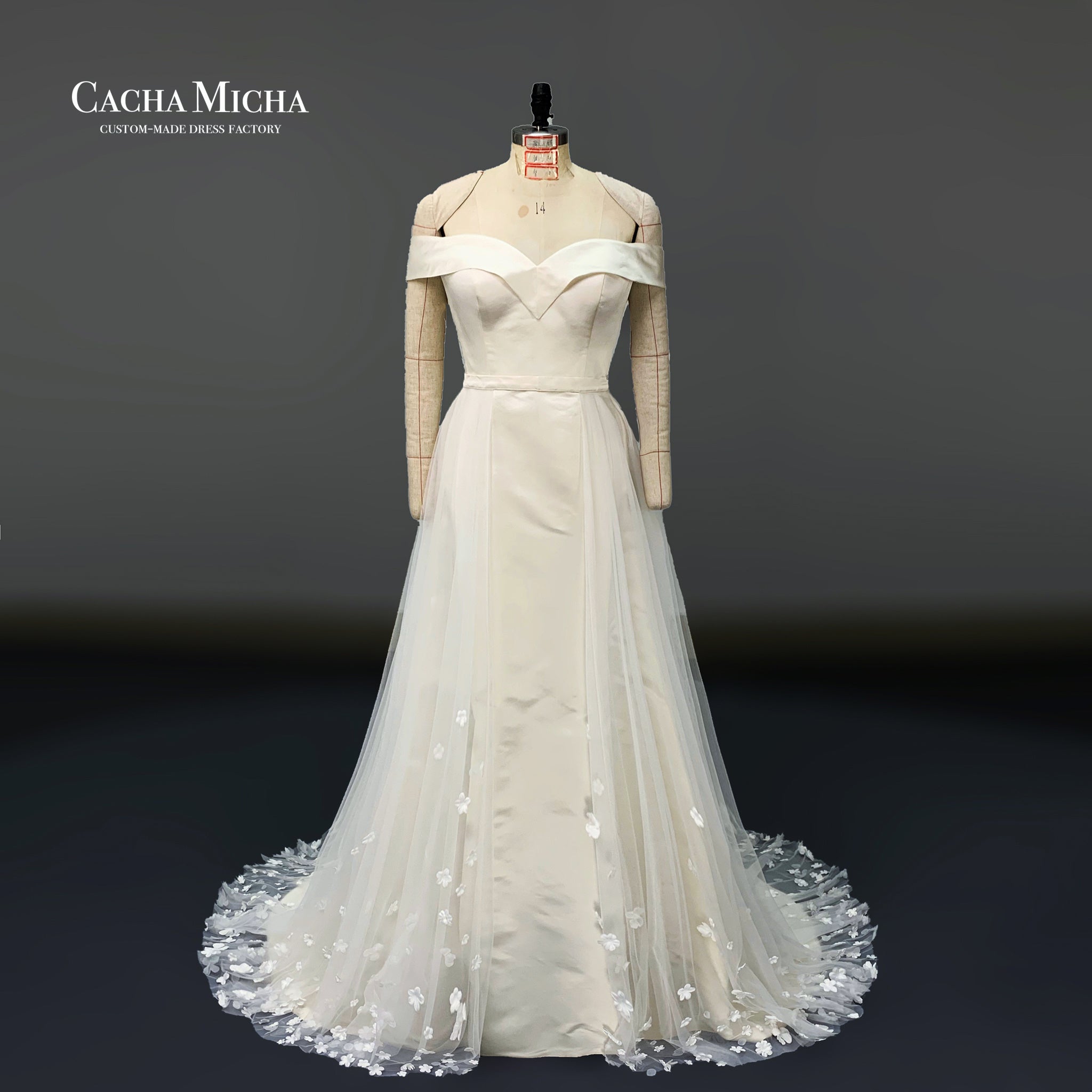 Royal Silk Satin Wedding Gown With Detachable Train O453