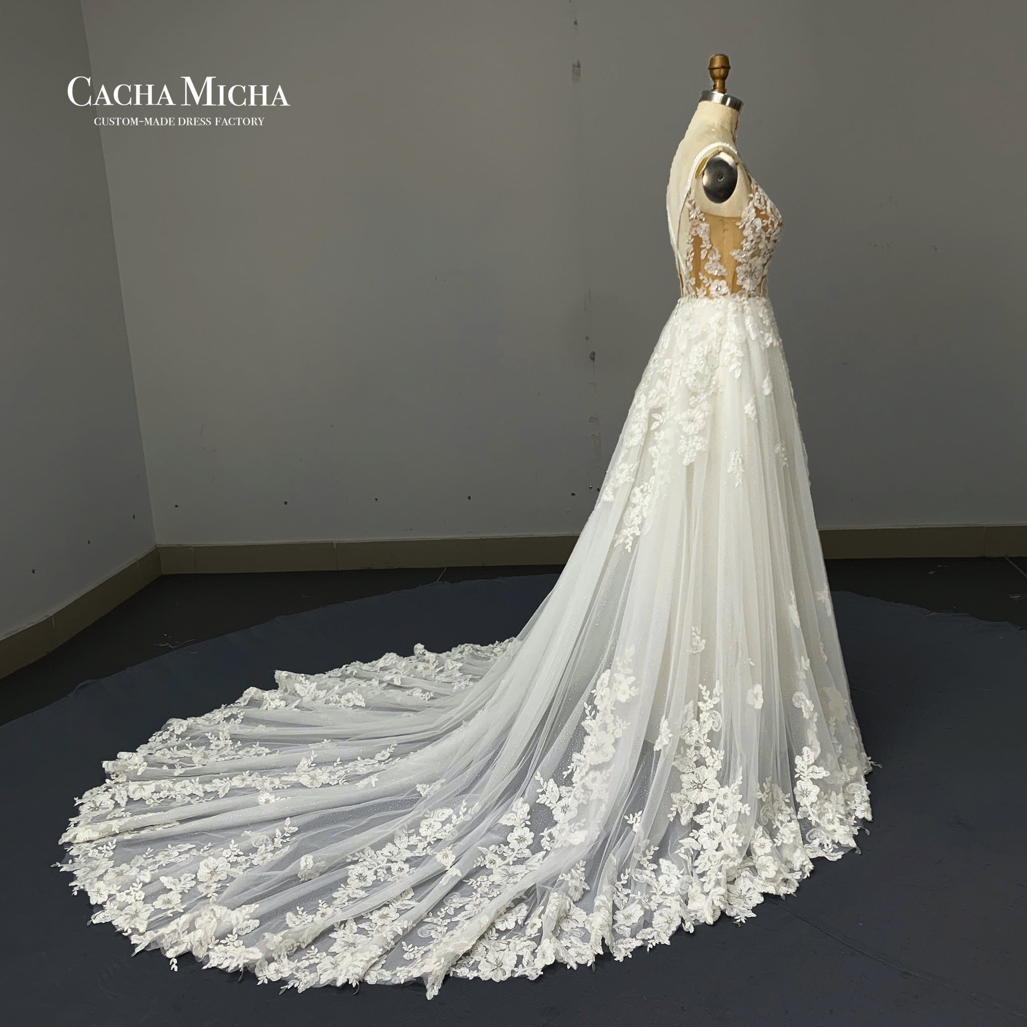 stunning luxury 3d lace a line wedding dress O482